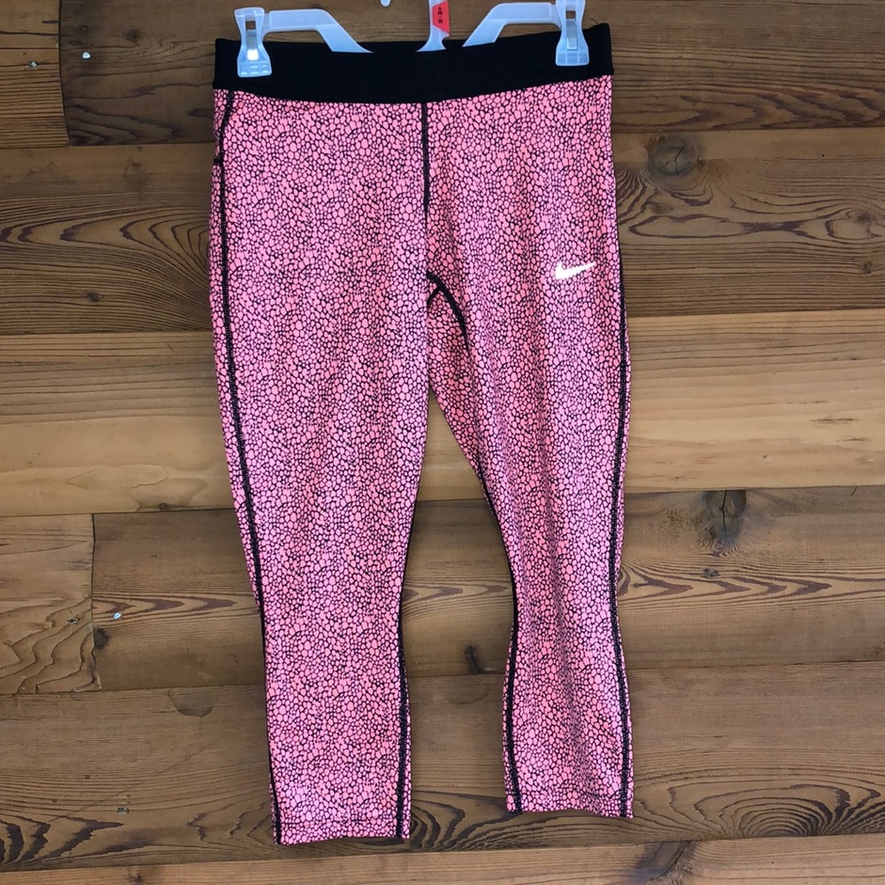 Nike cropped DRI-FIT leggings